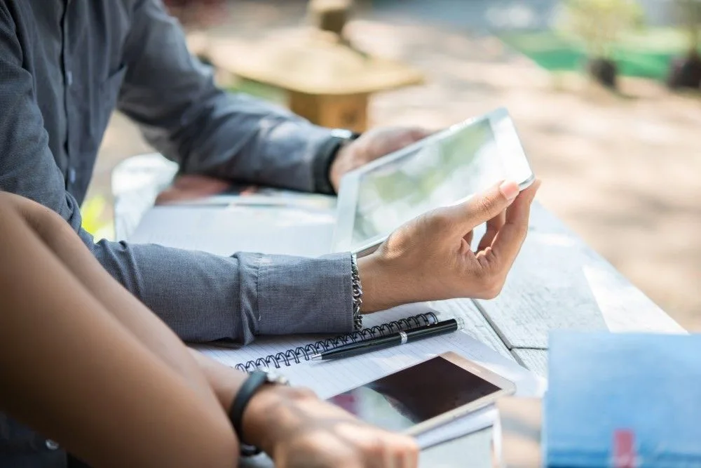 people calculating minimum deposit fees for tpower gaming